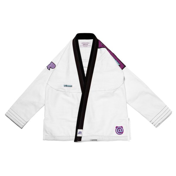 Albino and Preto Batch 63 Bearbrick Kimono white jacket front view
