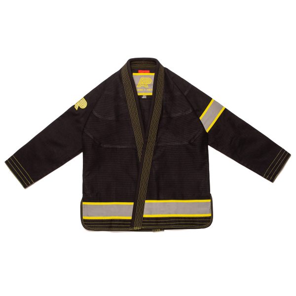 Albino and Preto Journey black kimono front view with yellow stitching and reflective sleeve taping