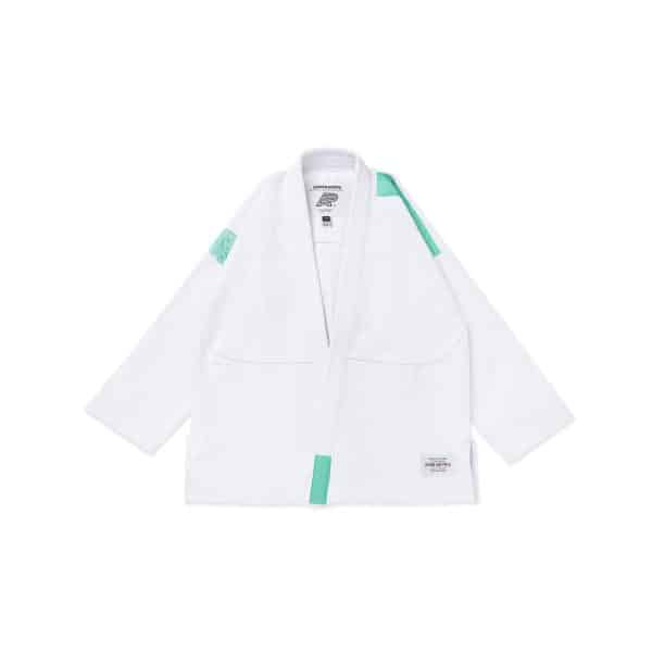 Albino and Preto Series 17 Brazil white gi jacket front with green sleeve and lapel accents