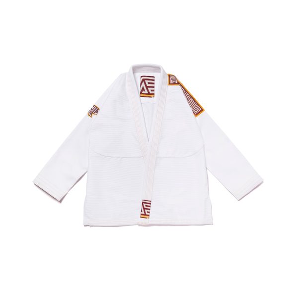 Albino and Preto B111 YBM white gi jacket front with shoulder maze patch and lapel label